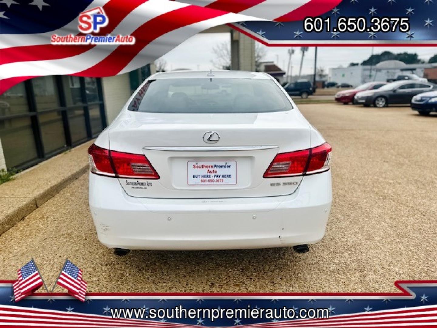 2011 WHITE LEXUS ES 350 BASE (JTHBK1EG3B2) , located at 922 W. Beacon St., Philadelphia, MS, 39350, (601) 650-3675, 32.770447, -89.127151 - Photo#4